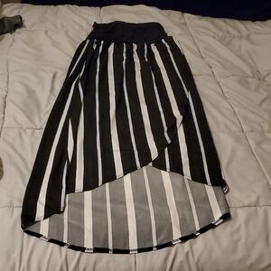 Apt. 9 Black and White High Low Skirt